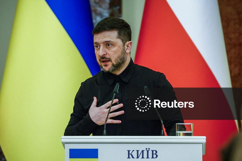 EUA pressionam Rússia e Ucrânia para encerrar guerra até verão, diz Zelenskiy