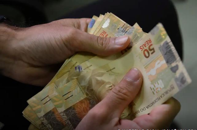 Caixa paga Bolsa Família a beneficiários com NIS de final 9