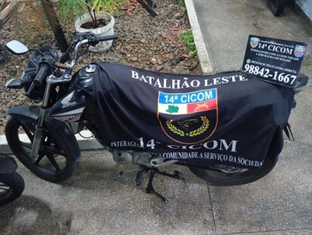 Assaltante é perseguido e agredido após roubar moto no Tancredo Neves