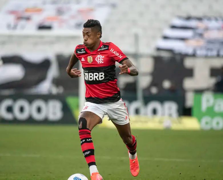 Flamengo diz que confia em Bruno Henrique e dará suporte ao atleta
