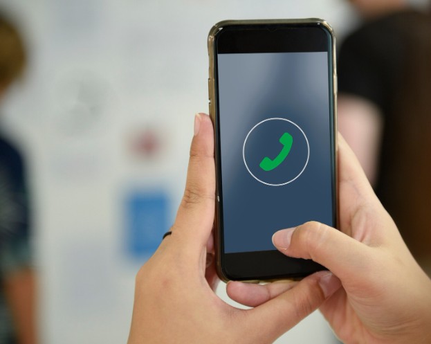 WhatsApp bloqueia milhares de contas e usuários se revoltam nas redes sociais