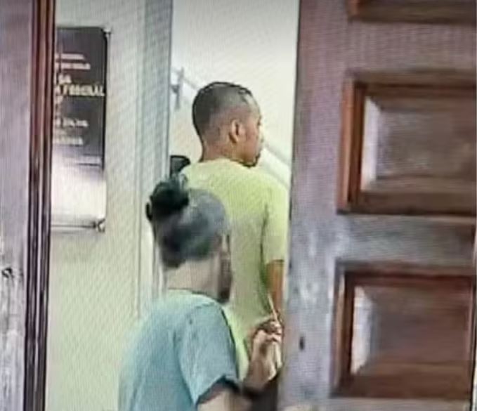 Robinho chega ao presídio de Tremembé para cumprir pena por estupro 