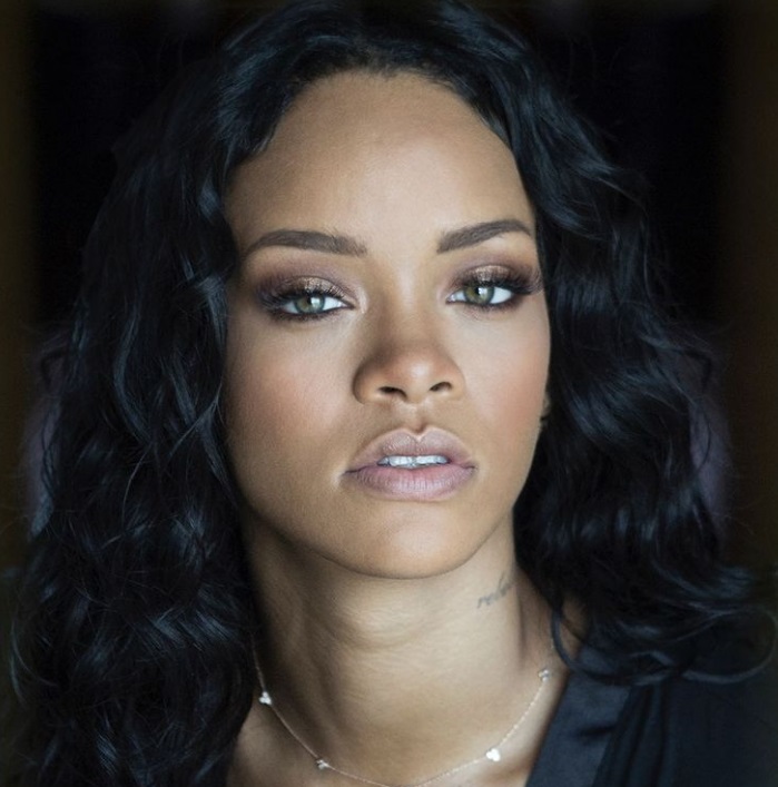 Rihanna entra para a lista de novos bilionários da Forbes