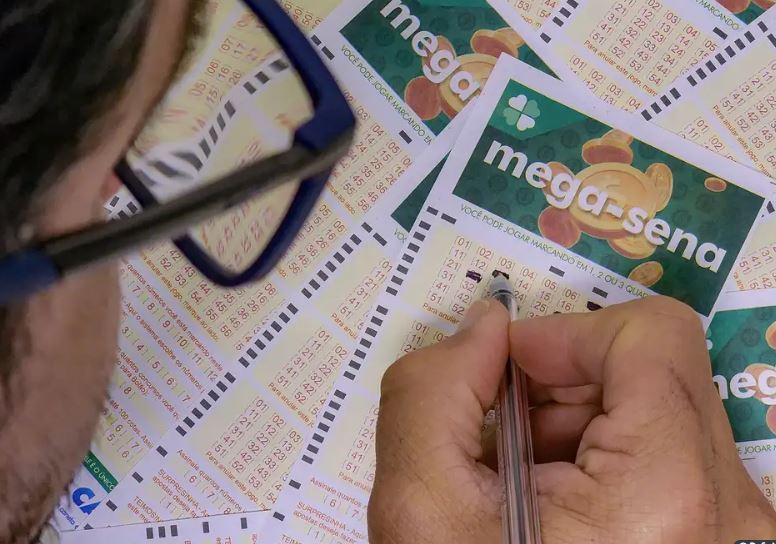 Mega-Sena sorteia nesta terça-feira prêmio acumulado em R$ 12 milhões