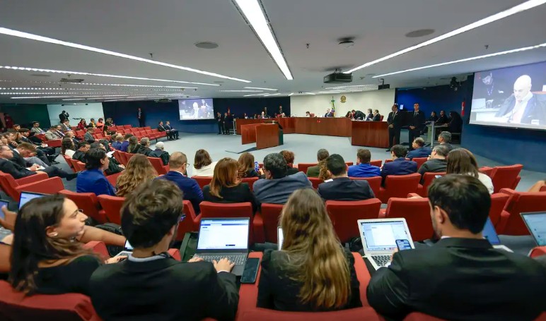 STF começa a julgar réus do Núcleo 3 da trama golpista