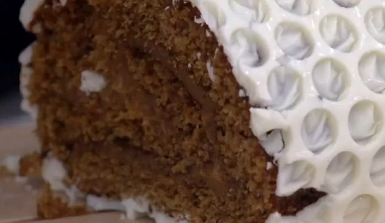 Ana Maria ensina como fazer rocambole de pão de Mel; confira