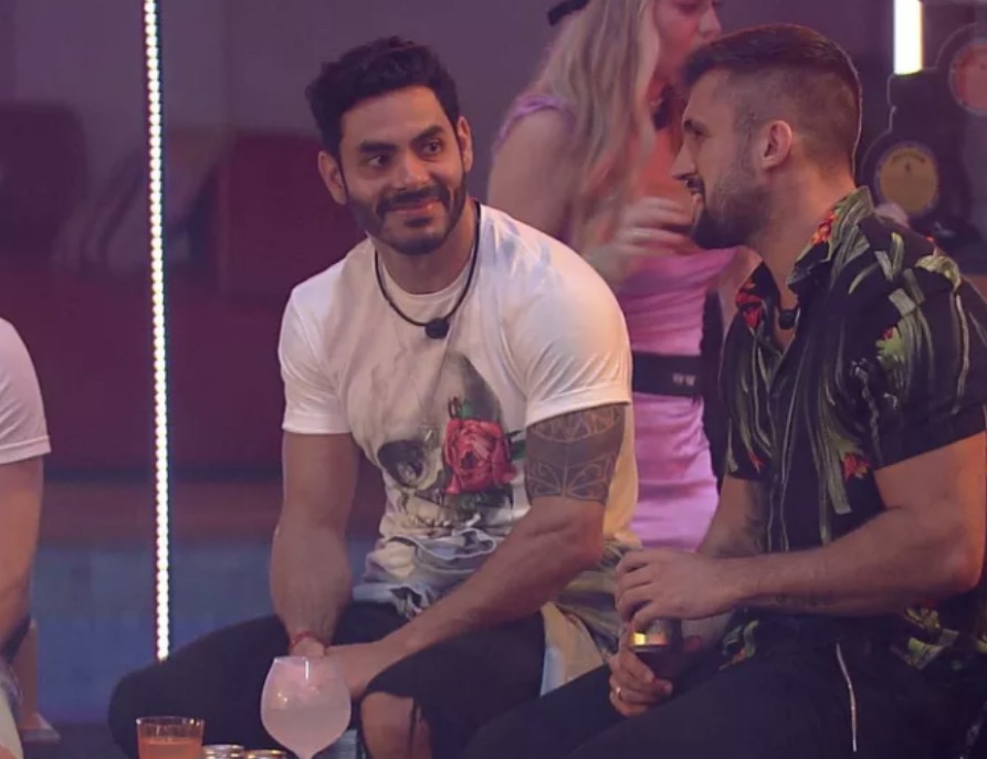 BBB21: Rodolffo e Arthur elogiam Juliette: ‘pego no pé, mas é bonita’