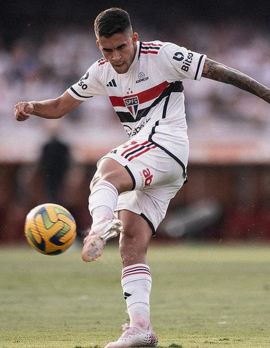 Gol do título coroa Nestor após chateação com críticas