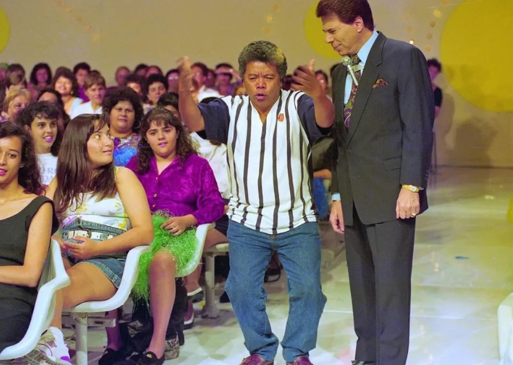 Roque, ex-assistente de palco de Silvio Santos, está na UTI