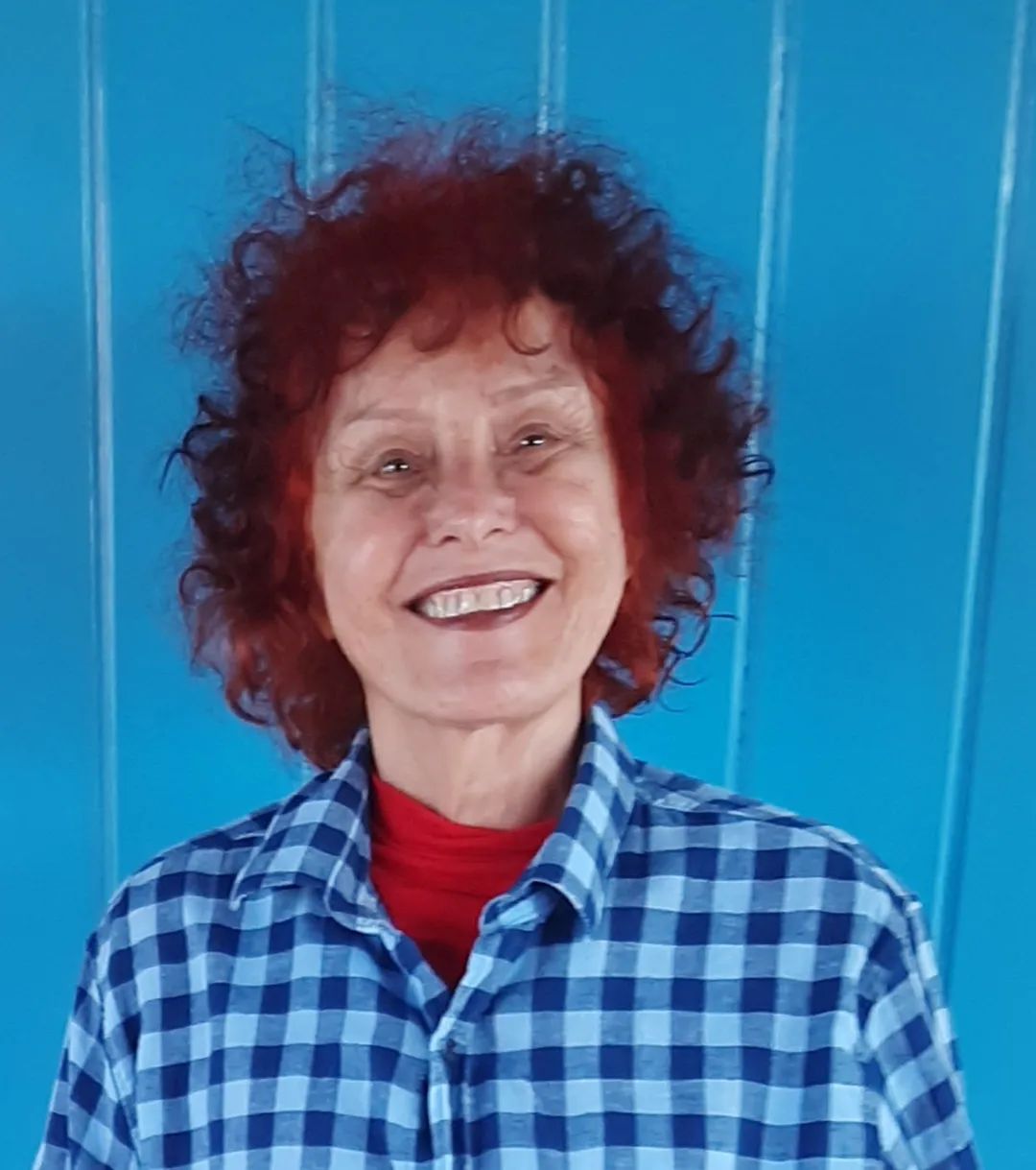 Justiça determina soltura dos donos de pitbulls que atacaram escritora