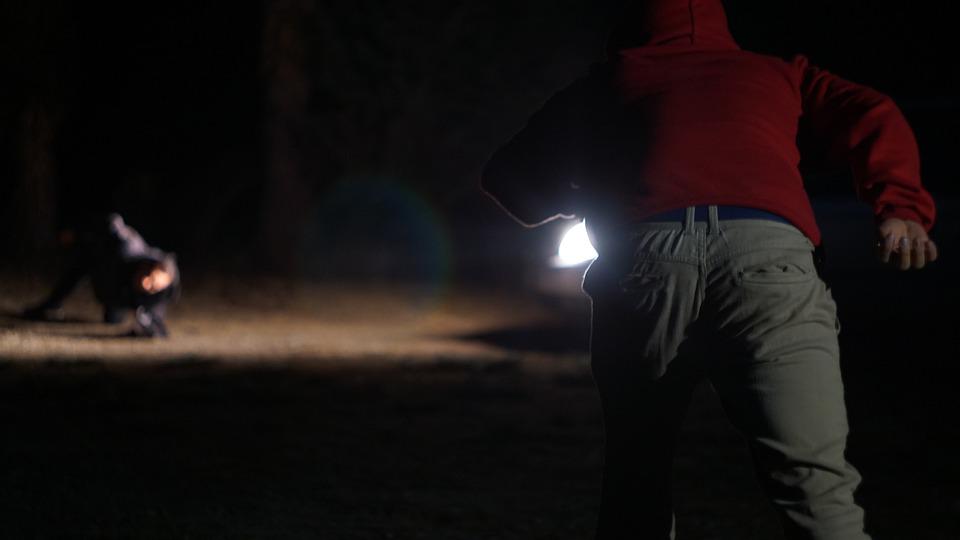 Jovem morre ao ser atropelado ao tentar atravessar avenida em Manaus