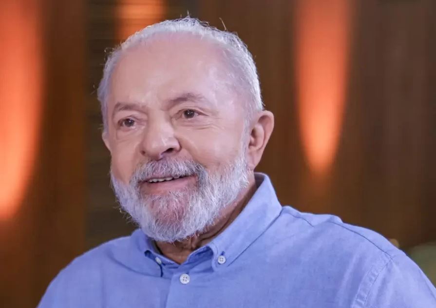 Lula pode deixar hospital ainda hoje, dizem médicos 