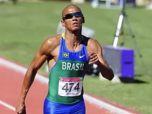 11 anos depois amazonense recebe medalha de bronze das Olímpiadas de Pequim