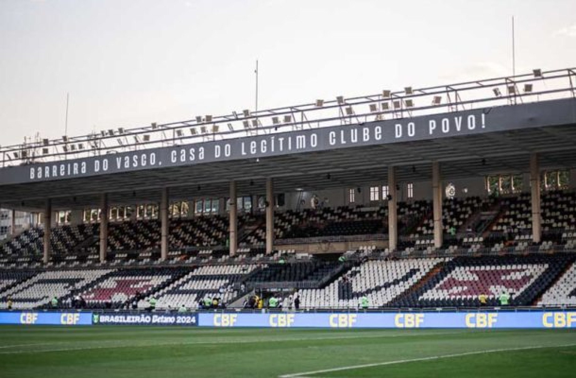 Diretor executivo do Vasco confirma semi da Copa do Brasil em São Januário