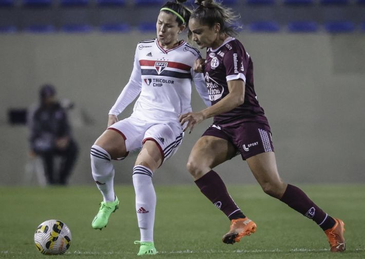 Semifinais do Brasileirão Feminino iniciam neste domingo