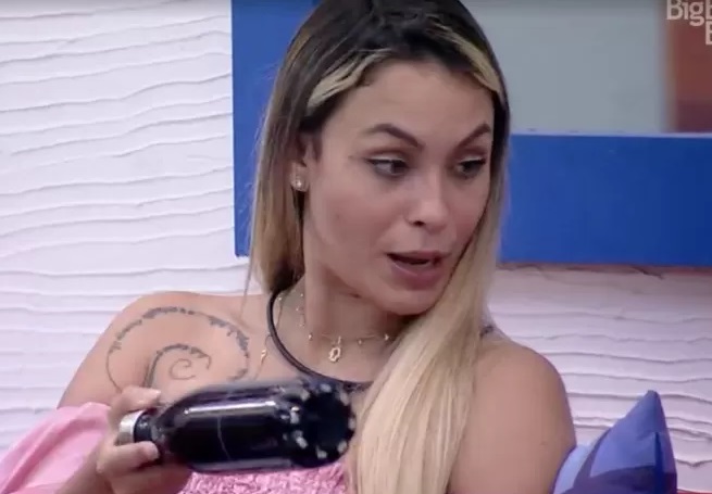 Sarah sobre protocolos em festa de Réveillon em pandemia: ‘frescura da p***