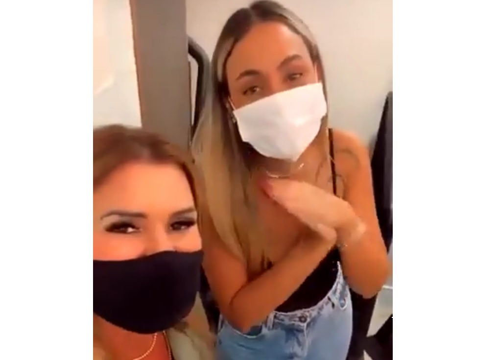 Climão! Após chamar Viih Tube de cobra, Sarah encontra mãe da sister