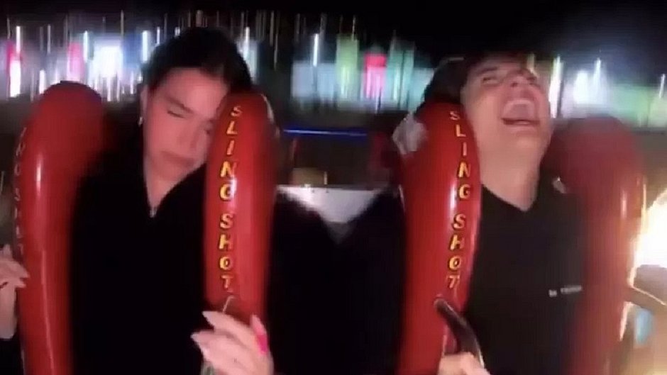 Bruna Marquezine 'desmaia' em brinquedo com Sasha na Disney; vídeo