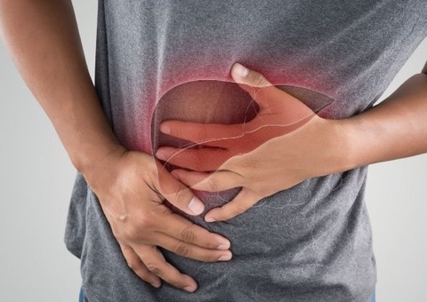 Excesso de chás pode causar danos ao fígado; saiba mais