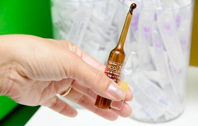 Estudo analisa se é possível prever quem permanece suscetível à covid