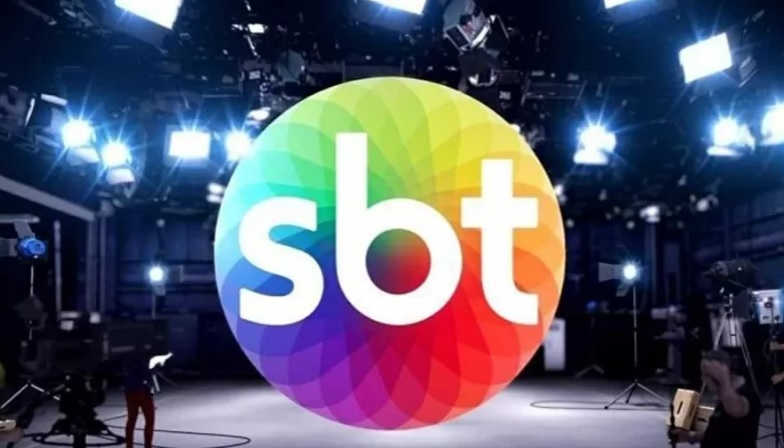 Diretor do SBT é flagrado fazendo sex0 com funcionário no camarim