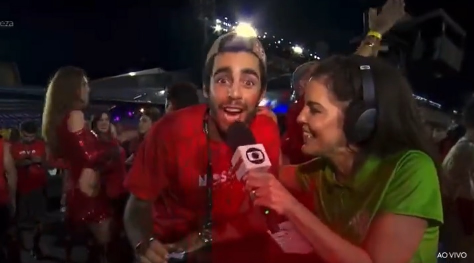 Na Sapucaí, Scooby chama brothers para Carnaval e se declara: 'PA, te amo'