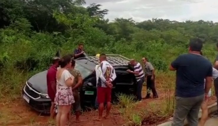 Mãe e filha ficam feridas em acidente na rodovia AM-070