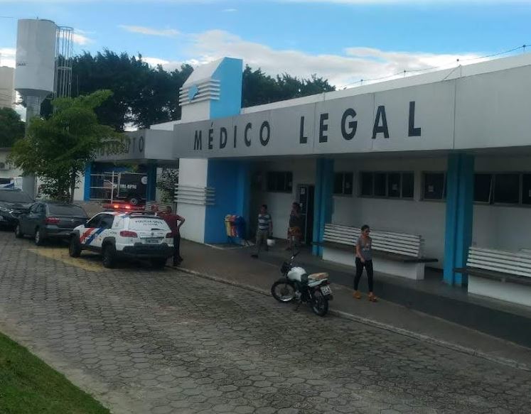 Homem morre atropelado ao tentar atravessar avenida em Manaus