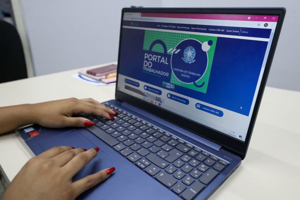 Mais de 200 vagas para cursos profissionalizantes são ofertadas em Manaus