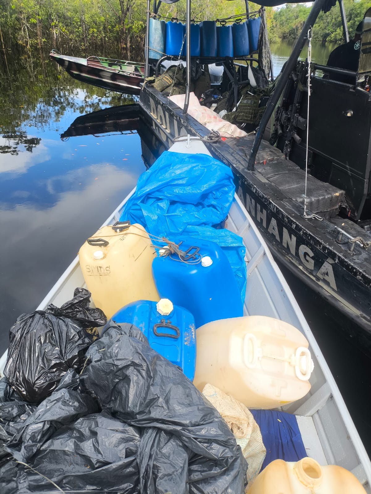 Mais de uma tonelada de drogas é apreendida em Santa Isabel do Rio Negro