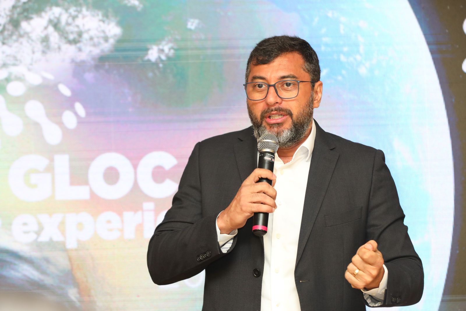 Governo do Amazonas começa a pagar 2ª parcela do 13º salário