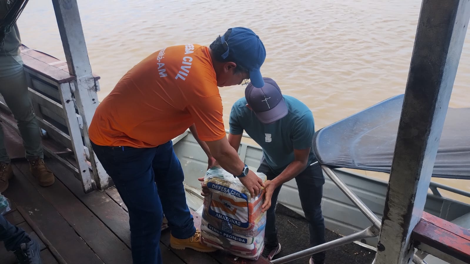 Mais de 118 mil pessoas são afetadas pela cheia no Amazonas, diz boletim