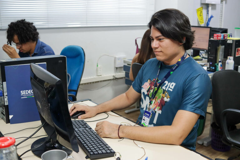 Secretaria do Amazonas oferta vagas de estágio com bolsa de até R$ 860