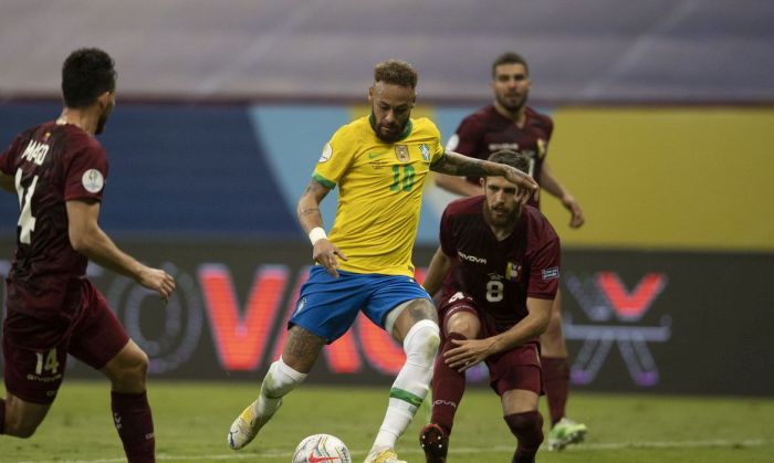 Brasil enfrenta Venezuela pelas eliminatórias da Copa do Mundo