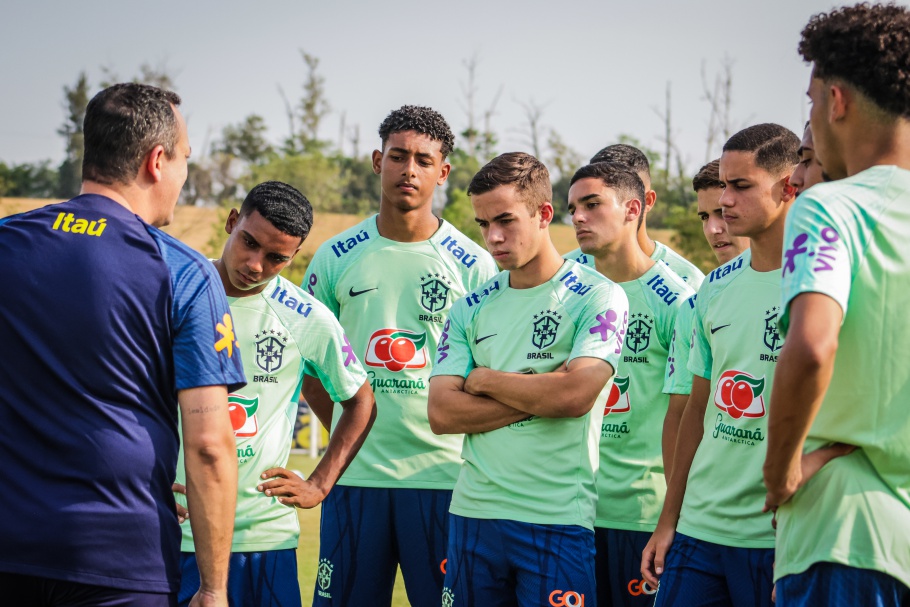 Phelipe Leal celebra vitórias contra Canadá e espera Estados Unidos forte