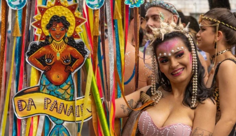 Bloco Sereias da Panair movimenta Centro de Manaus neste domingo