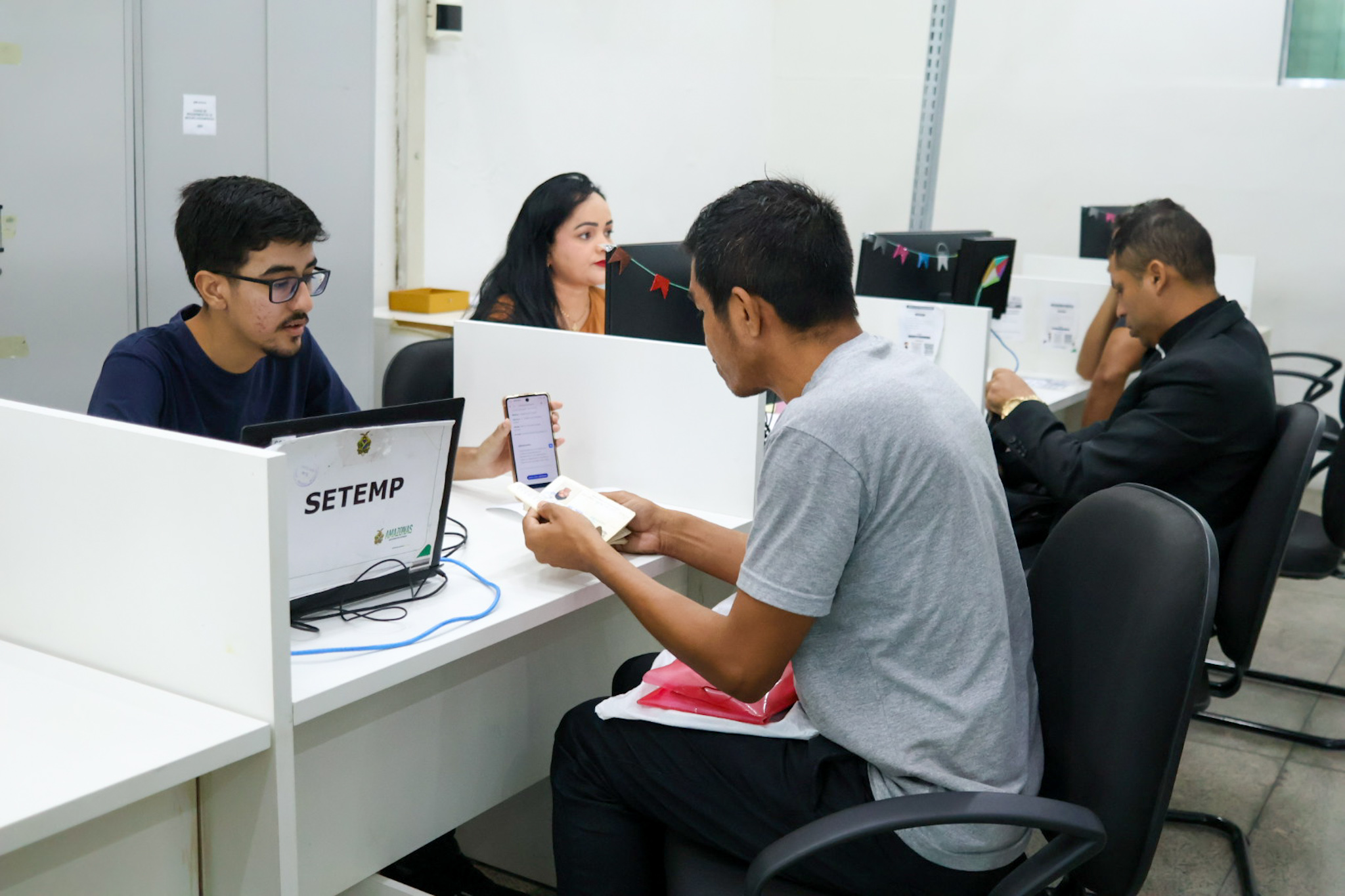 Veja vagas disponíveis no Sine Amazonas para esta segunda-feira
