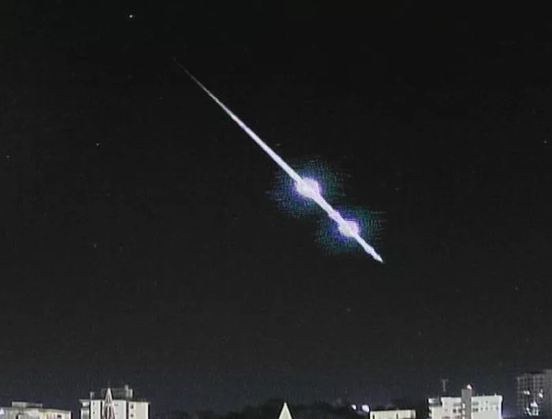 Espetáculo: Meteoro explode no céu do Rio Grande do Sul