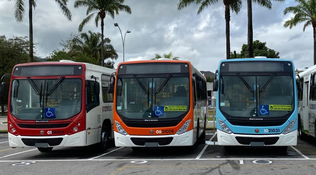 Frota do transporte público ganha 15 novos ônibus em Manaus