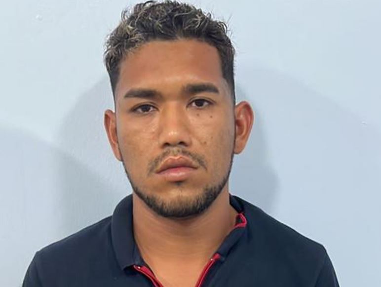 Polícia procura suspeito de matar jovem na frente dos irmãos no Amazonas