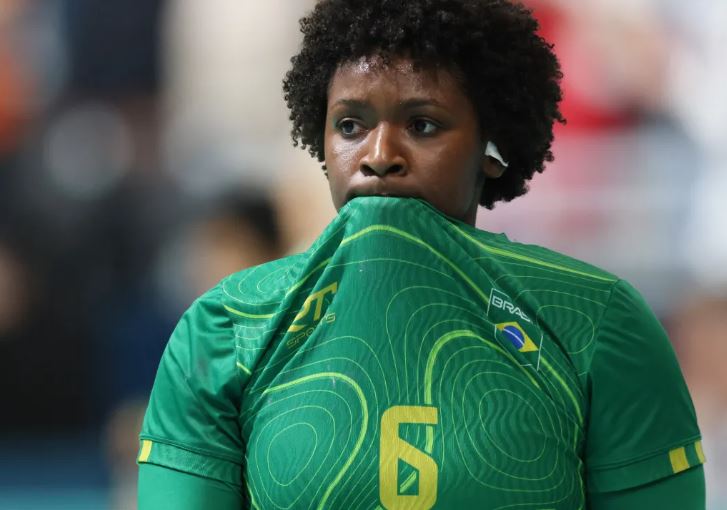 Brasil é derrotado pela Hungria no handebol feminino em virada histórica 