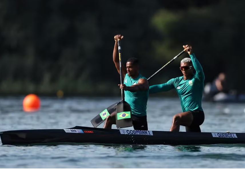 Brasil fica em 8º e lamenta derrota na final  da canoagem no C2 500m