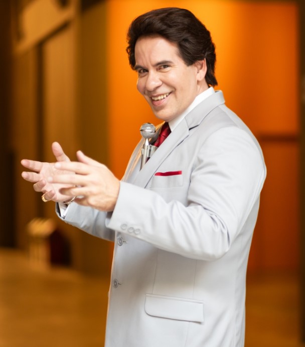 Leandro Hassum vai estrelar novo filme sobre Silvio Santos