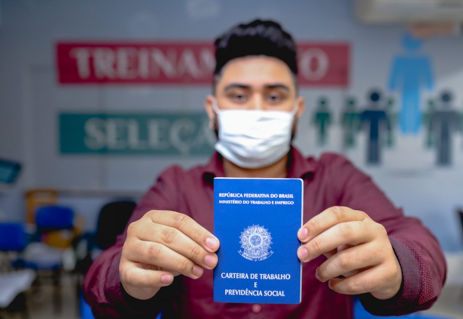 Sine Manaus oferece 453 vagas de emprego nesta segunda-feira