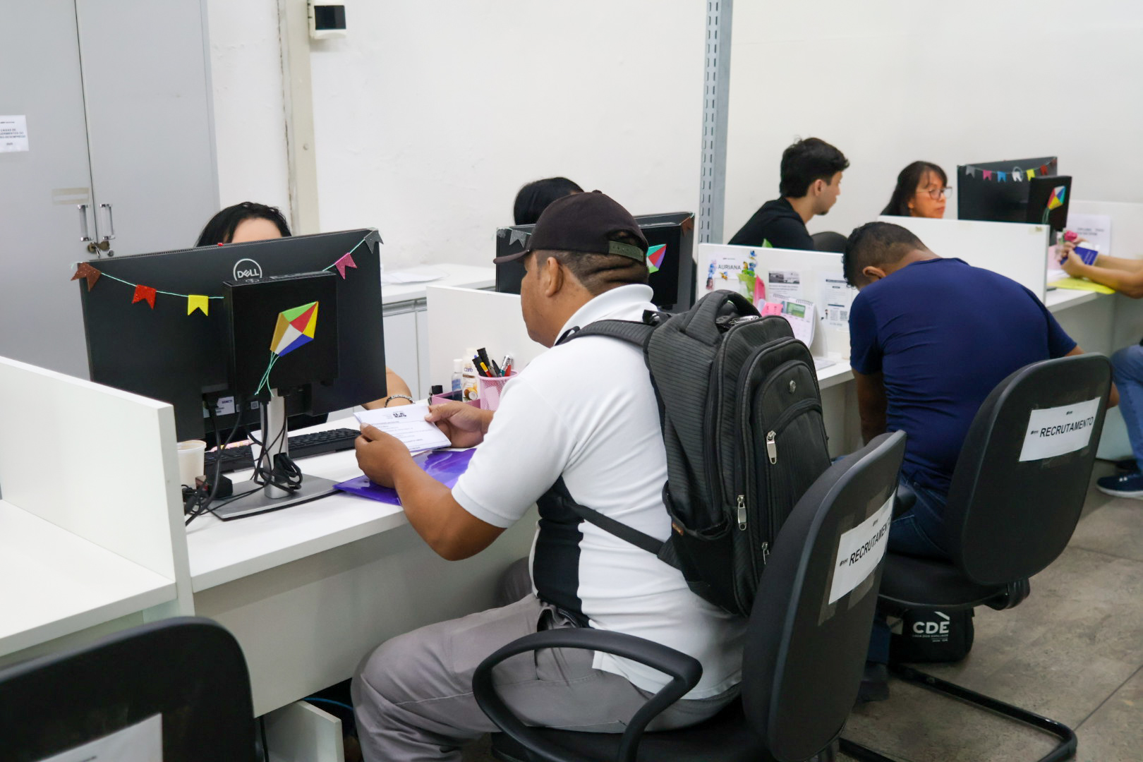 Projetista e mais: Veja 233 vagas do Sine Amazonas para esta quarta