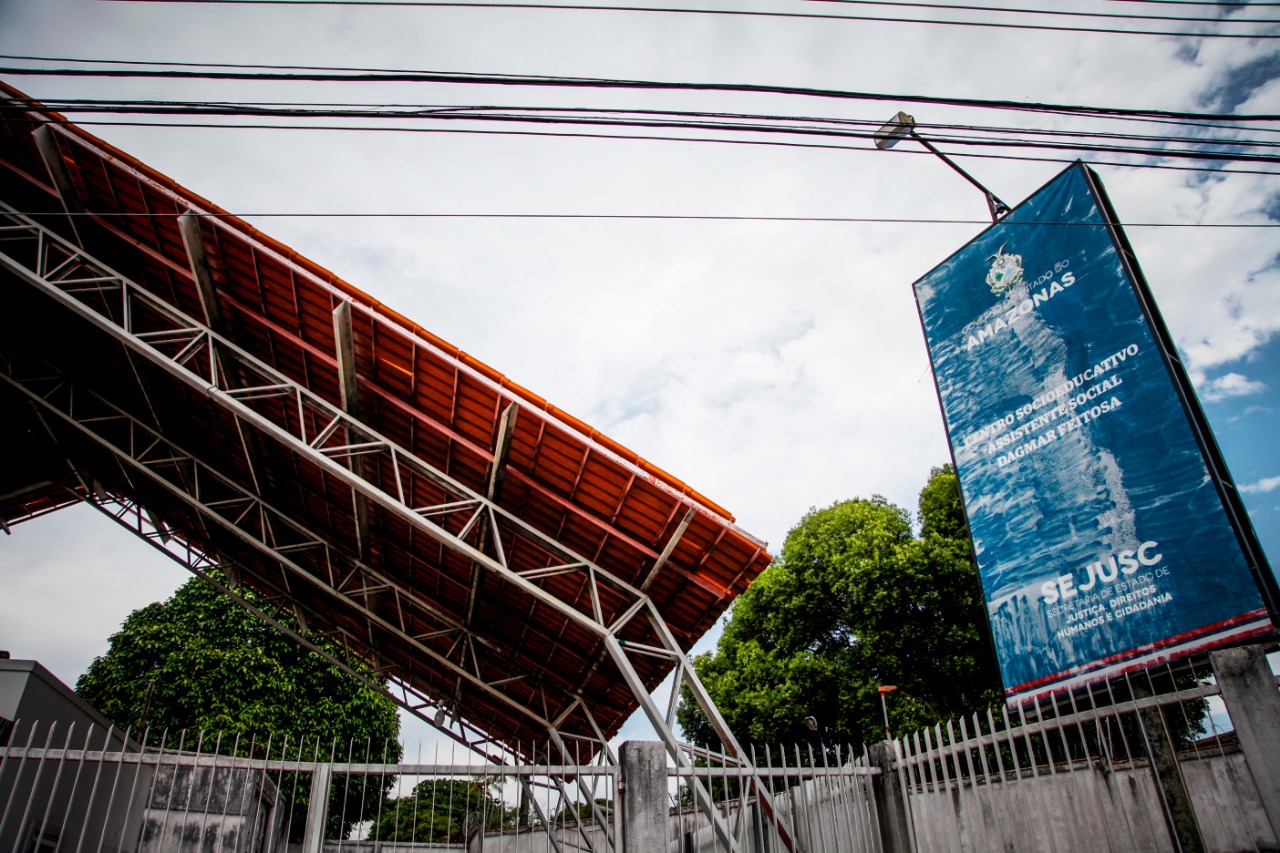 Servidores socioeducativos são incluídos em grupo de vacinação no Amazonas