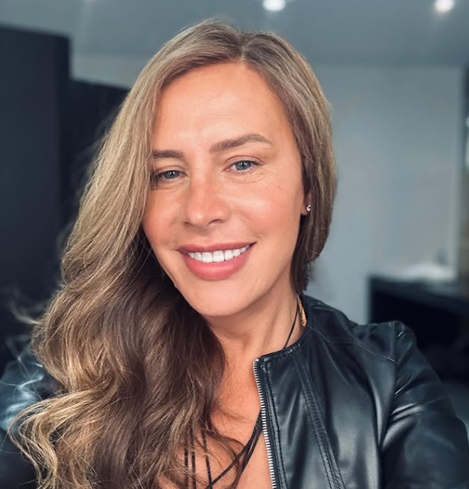 Karla Sofía Gascón diz que estava "chapada" no Oscar