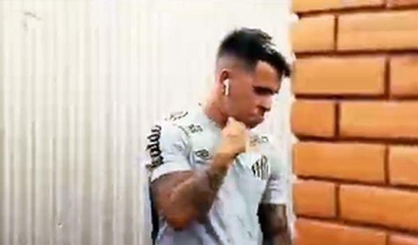 Lesão não diminui preço de Soteldo, mas condições de compra animam o Santos