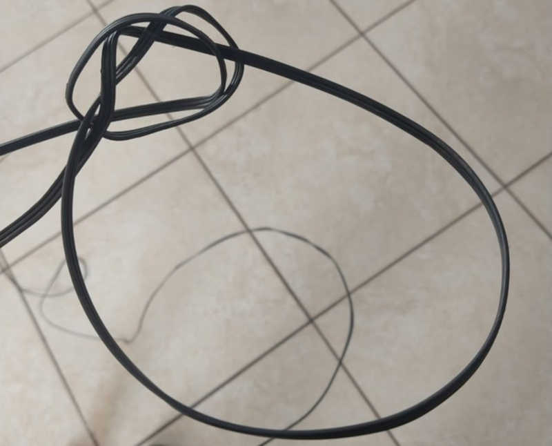 Após furtar dinheiro homem é arrastado por rua com fio amarrado no pescoço