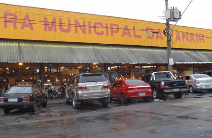 Homem é executado a tiro dentro da Feira da Panair em Manaus